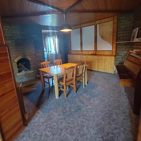 Exclusive House 400m2 - Sauna, Bbq, Fireplace بيت للعطل نارفا